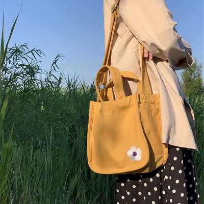 2020 New Fashion canvas bag Embroidery Flower Messenger bag tote bags for women shoulder bag Tote Folding Shopping Bags